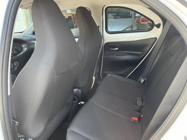 Toyota AYGO X 1.0 VVT-i MT Play