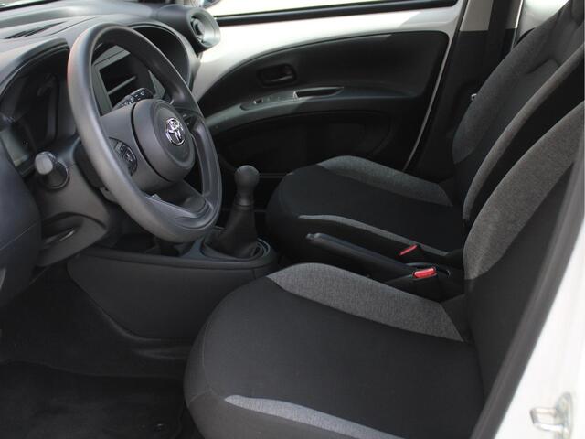 Toyota AYGO X 1.0 VVT-i MT Adaptieve Cruise Control, Airco, Hill Hold Functie, Elektrische Ramen Voor ¤ 339,- private lease