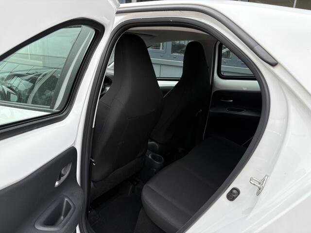 Toyota AYGO X 1.0 VVT-i 73pk Play 5-drs. CAMERA/ADAPT.CRUISE/CARPLAY/AIRCO