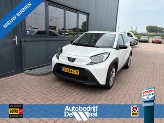 toyota-aygo-x-1.0-vvt-i-73pk-play-5