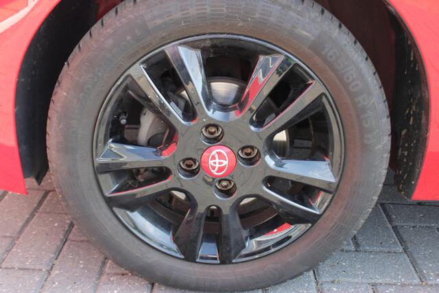 Toyota AYGO 1.0 VVT-i x-cite