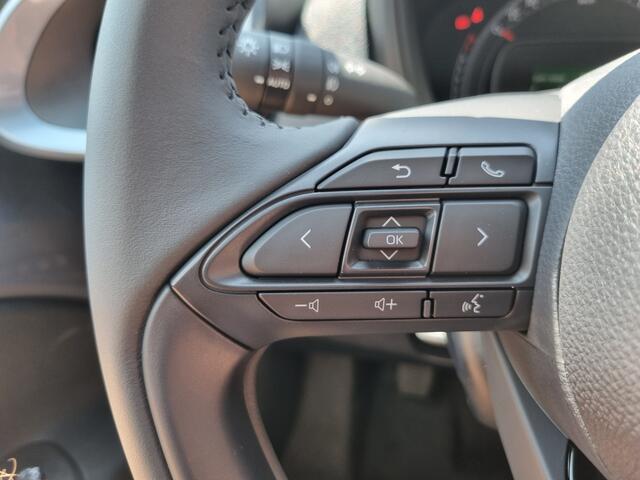 Toyota AYGO X 1.0 VVT-i MT Pulse Apple/Android, Cruise, 17inch velgen, Voorstoelen verwarmd , All-in Rijklaarprijs