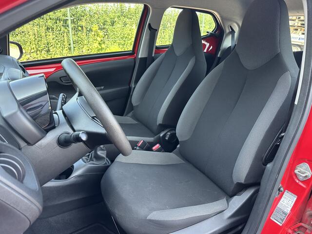 Toyota AYGO 1.0 VVT-i x-fun / Airco / NAP / onderhoudshistorie