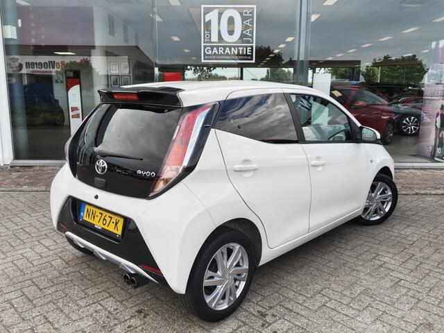 Toyota AYGO 1.0 VVT-i x-sport | Navi | Lichtmetalen Velgen | Achteruitrijcam