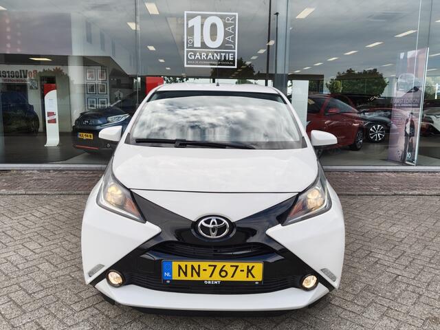 Toyota AYGO 1.0 VVT-i x-sport | Navi | Lichtmetalen Velgen | Achteruitrijcam