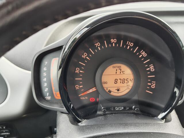 Toyota AYGO 1.0 VVT-i x-sport | Navi | Lichtmetalen Velgen | Achteruitrijcam