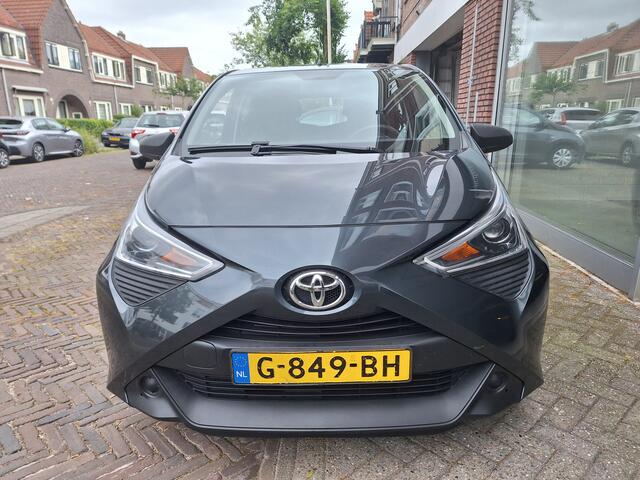 Toyota AYGO 1.0 VVT-i X-Fun 5Drs /Airco/Led/Garantie