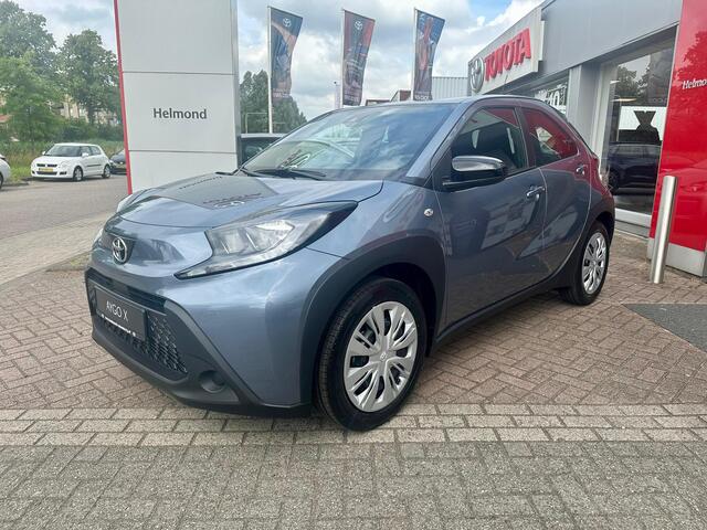 Toyota AYGO X 1.0 VVT-i MT Play