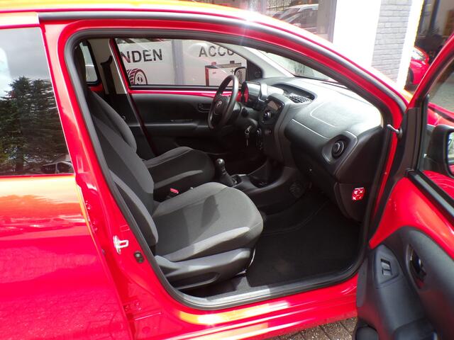 Toyota AYGO 1.0 VVT-i x-now AIRCO,LED, 2 EIGENAAR !!