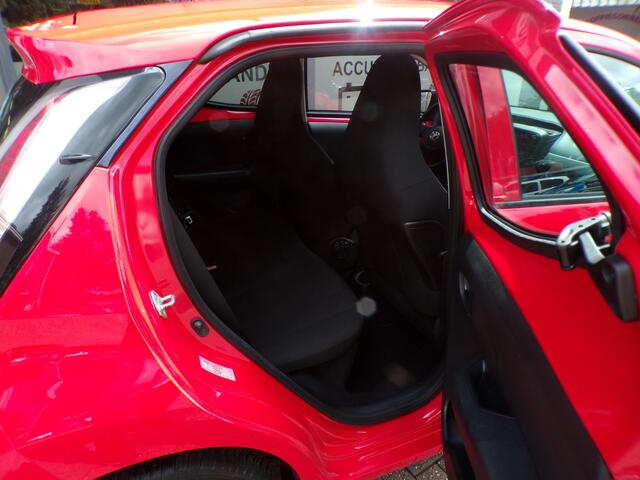 Toyota AYGO 1.0 VVT-i x-now AIRCO,LED, 2 EIGENAAR !!