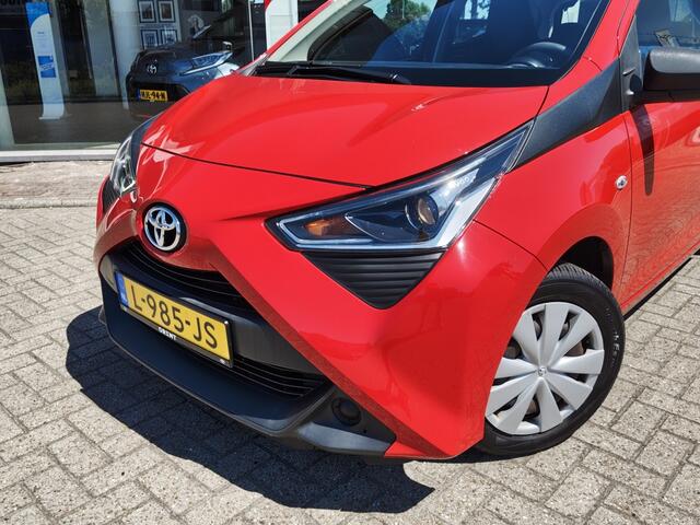 Toyota AYGO 1.0 VVT-i x-fun | Airco | DAB | Bluetooth | El. Ramen |