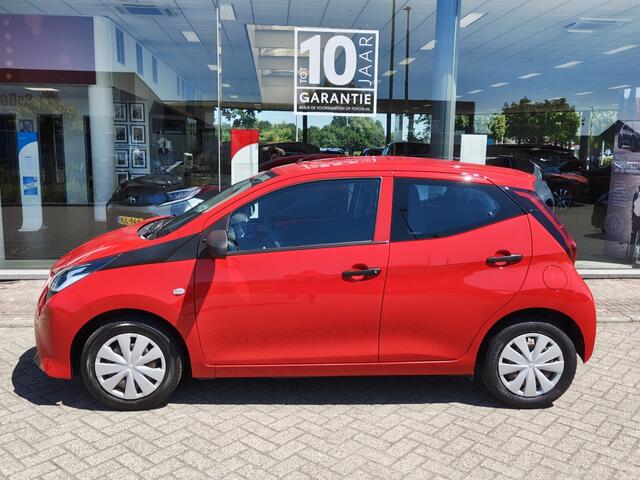 Toyota AYGO 1.0 VVT-i x-fun | Airco | DAB | Bluetooth | El. Ramen |