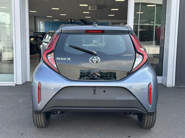 Toyota AYGO X 1.0 VVT-i MT Play NIEUW! Direct leverbaar! ¤ 1000,- inruilpremie!!
