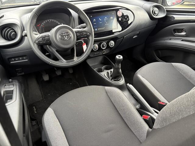 Toyota AYGO X 1.0 VVT-i MT Play | Parkeerhulp camera | Cruise control