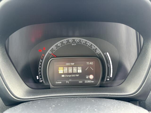 Toyota AYGO X 1.0 VVT-i MT Play | Parkeerhulp camera | Cruise control