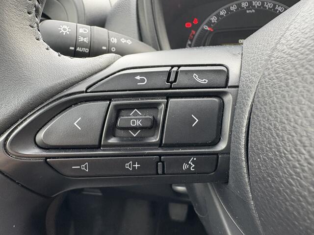 Toyota AYGO X 1.0 VVT-i MT Play | Parkeerhulp camera | Cruise control