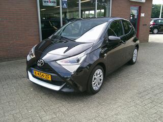 toyota-aygo-1.0-vvt-i-x-play
