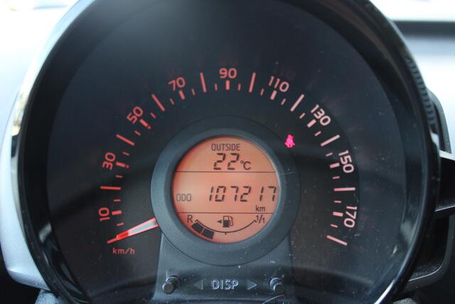 Toyota AYGO 1.0 VVT-i x-fun Airco Cruisecontrol Bluetooth NAP