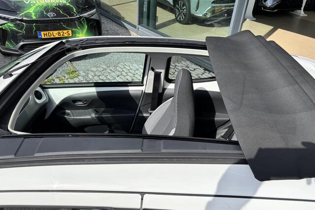 Toyota AYGO 1.0 VVT-i x-joy Cabrio,Apple Carplay Android Auto Camera, Climate Controle