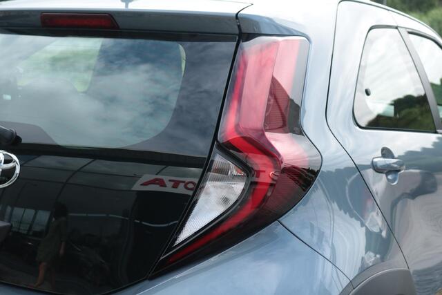 Toyota AYGO X 1.0 VVT-i MT Play Apple carplay, Android auto, Nieuw, Snel leverbaar!