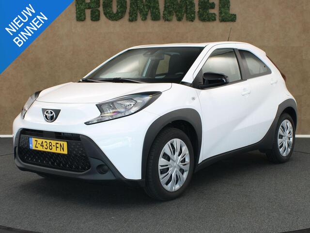 Toyota AYGO X 1.0 VVT-i MT Play - ORIGINEEL NEDERLANDSE AUTO - AIRCO - ADAPTIEVE CRUISE CONTROL - ACHTERUITRIJCAMERA - BLUETOOTH - LICHTSENSOR - DAB RADIO