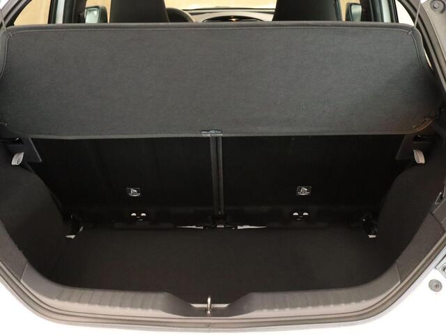 Toyota AYGO X 1.0 VVT-i MT Play - ORIGINEEL NEDERLANDSE AUTO - AIRCO - ADAPTIEVE CRUISE CONTROL - ACHTERUITRIJCAMERA - BLUETOOTH - LICHTSENSOR - DAB RADIO