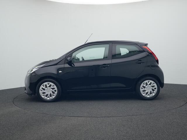Toyota AYGO 1.0 VVT-i x-play