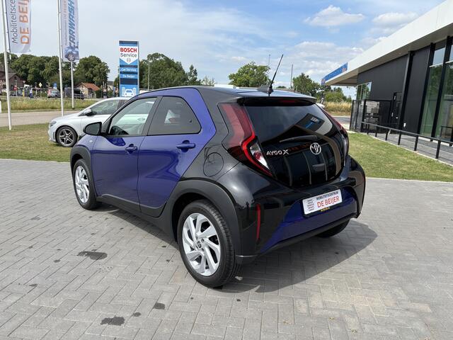 Toyota AYGO X 1.0 VVT-i S-CVT Pulse Camera I Two tone I Carplay