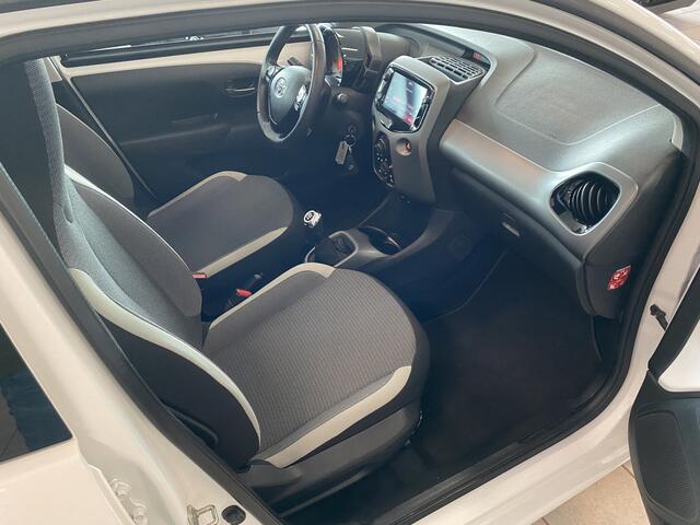 Toyota AYGO 1.0 VVT-i x-play cabrio