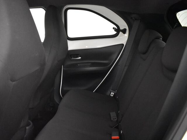 Toyota AYGO 1.0 VVT-i MT Pulse Bi Tone | Apple & Android Carplay