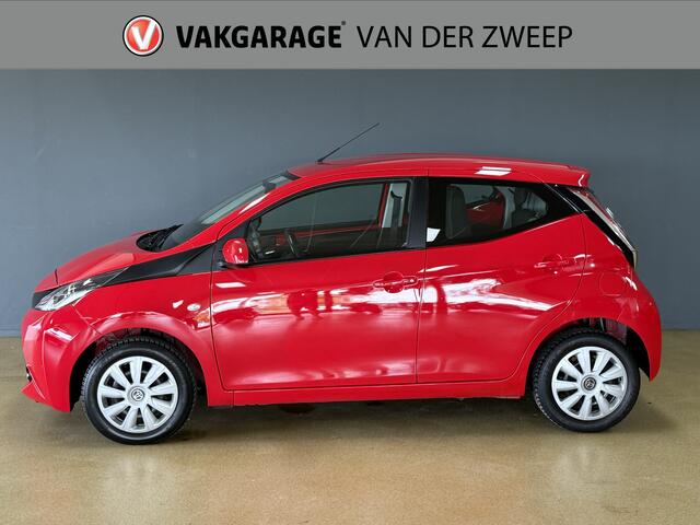 Toyota AYGO 1.0 VVT-i x-play | Airco