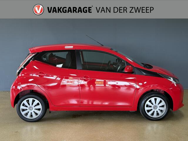 Toyota AYGO 1.0 VVT-i x-play | Airco