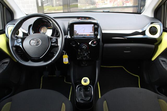 Toyota AYGO 1.0 VVT-i X-Cite / Carplay / Camera / N.A.P.