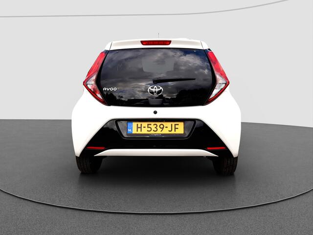 Toyota AYGO 1.0 VVT-i x-joy | Camera | LM Velgen |