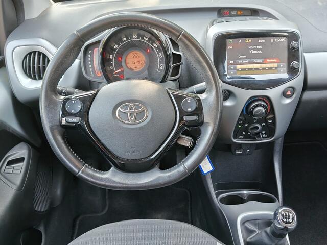 Toyota AYGO 1.0 VVT-i x-play, CAMERA / CRUISE CONTROL / NAP