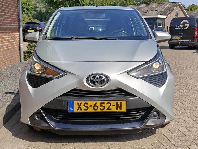 Toyota AYGO 1.0 VVT-i x-play, CAMERA / CRUISE CONTROL / NAP