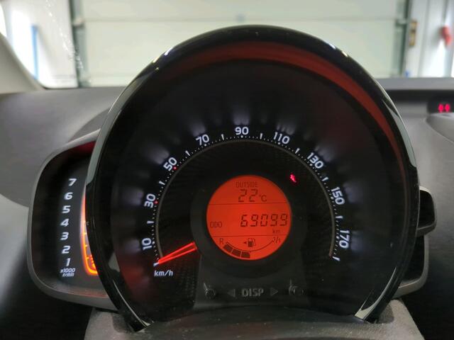 Toyota AYGO 1.0 VVT-i x-play, 1e Eig! Camera! Apk 11-2026! VERWACHT!