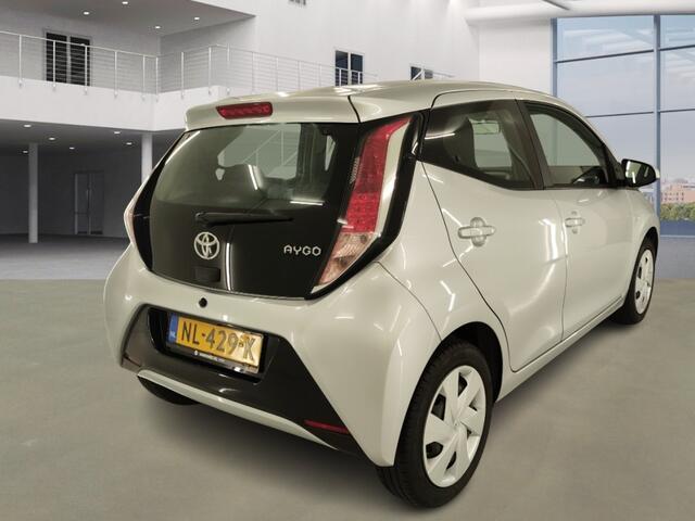 Toyota AYGO 1.0 VVT-i x-play, 1e Eig! Camera! 28dkm NAP! VERWACHT!