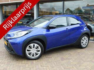 toyota-aygo-x-1.0-vvt-i-mt-play