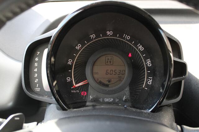 Toyota AYGO 1.0 VVT-i x-play - Airco - Automaat - Rijklaar