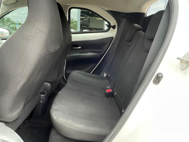 Toyota AYGO X 1.0 VVT-i MT Business