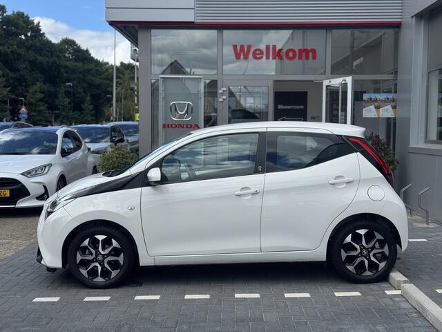 Toyota AYGO 1.0 VVT-i x-play Automaat Apple/Android, Camera, Airco, Lichtmetalen velgen , All-in Rijklaarprijs