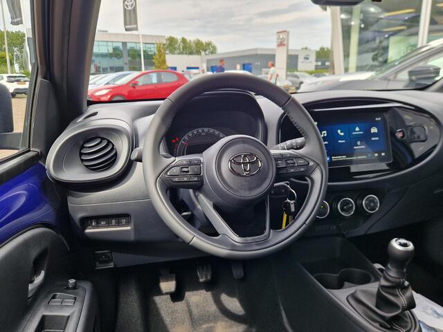 Toyota AYGO X 1.0 VVT-i MT Play Nieuw voertuig! Nu met ¤ 1.000,- inruilpremie