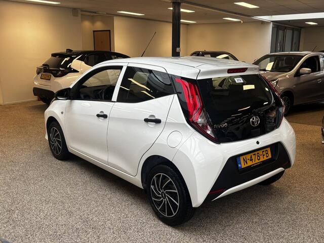 Toyota AYGO 1.0 VVT-i X FUN.AIRCO 1e EIG.GARANTIE TOT 10-2031 VOLLEDIG OH. AUDIO. SPEED LIMITER.