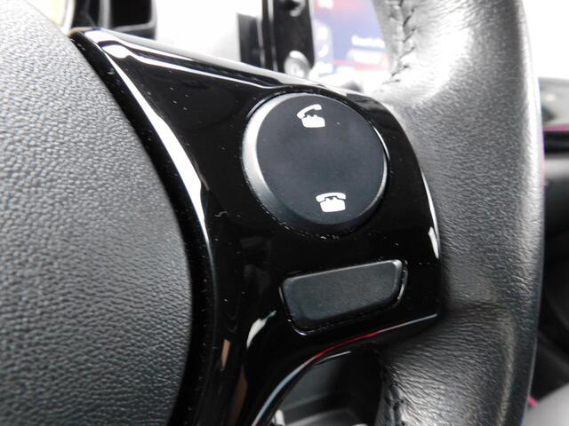 Toyota AYGO 1.0 VVT-i x-cite TOPSTAAT! CARPLAY/ANDROID! ACHTERUITRIJCAM! BLUETOOTH! CRUISE! AIRCO!LM VELGEN!