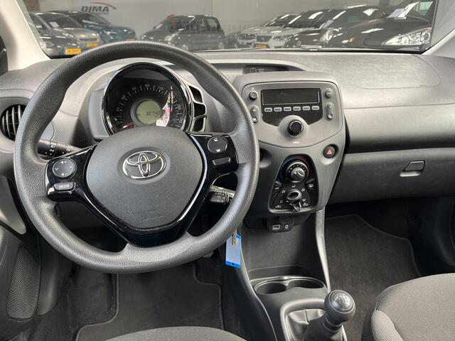 Toyota AYGO 1.0 VVT-i x-fun