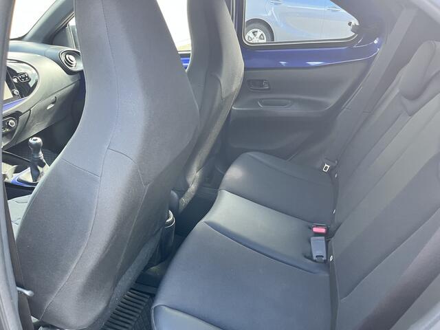 Toyota AYGO X 1.0 VVT-i MT Envy Parkeersensoren Stoelverwarming Keyless Apple Carplay Android auto
