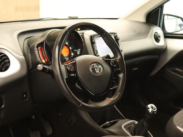 Toyota AYGO 1.0 VVT-i x-play limited - AIRCO - APPLE CARPLAY/ANDROID AUTO - BLUETOOTH TELEFOONVOORBEREIDING - ELEKTRISCHE RAMEN VOORZIJDE - LED DAGRIJVERLICHTING - MULTIFUNCTIONEEL STUURWIEL