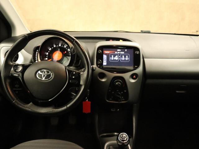 Toyota AYGO 1.0 VVT-i x-play limited - AIRCO - APPLE CARPLAY/ANDROID AUTO - BLUETOOTH TELEFOONVOORBEREIDING - ELEKTRISCHE RAMEN VOORZIJDE - LED DAGRIJVERLICHTING - MULTIFUNCTIONEEL STUURWIEL