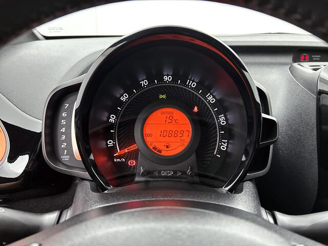 Toyota AYGO 1.0 VVT-i x-JBL | Apple Carplay/Android Auto | LM velgen | Achteruitrijcamera |